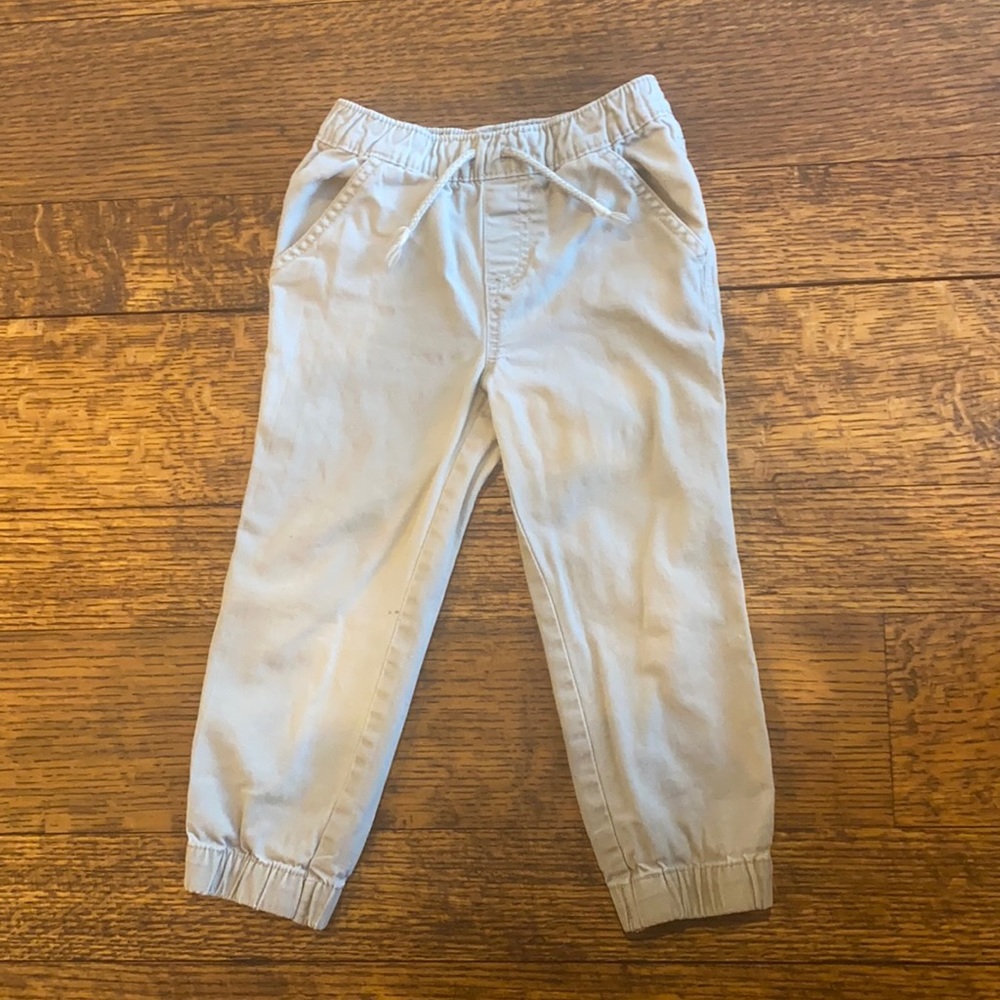 Cute khaki jogger style pants, 3T